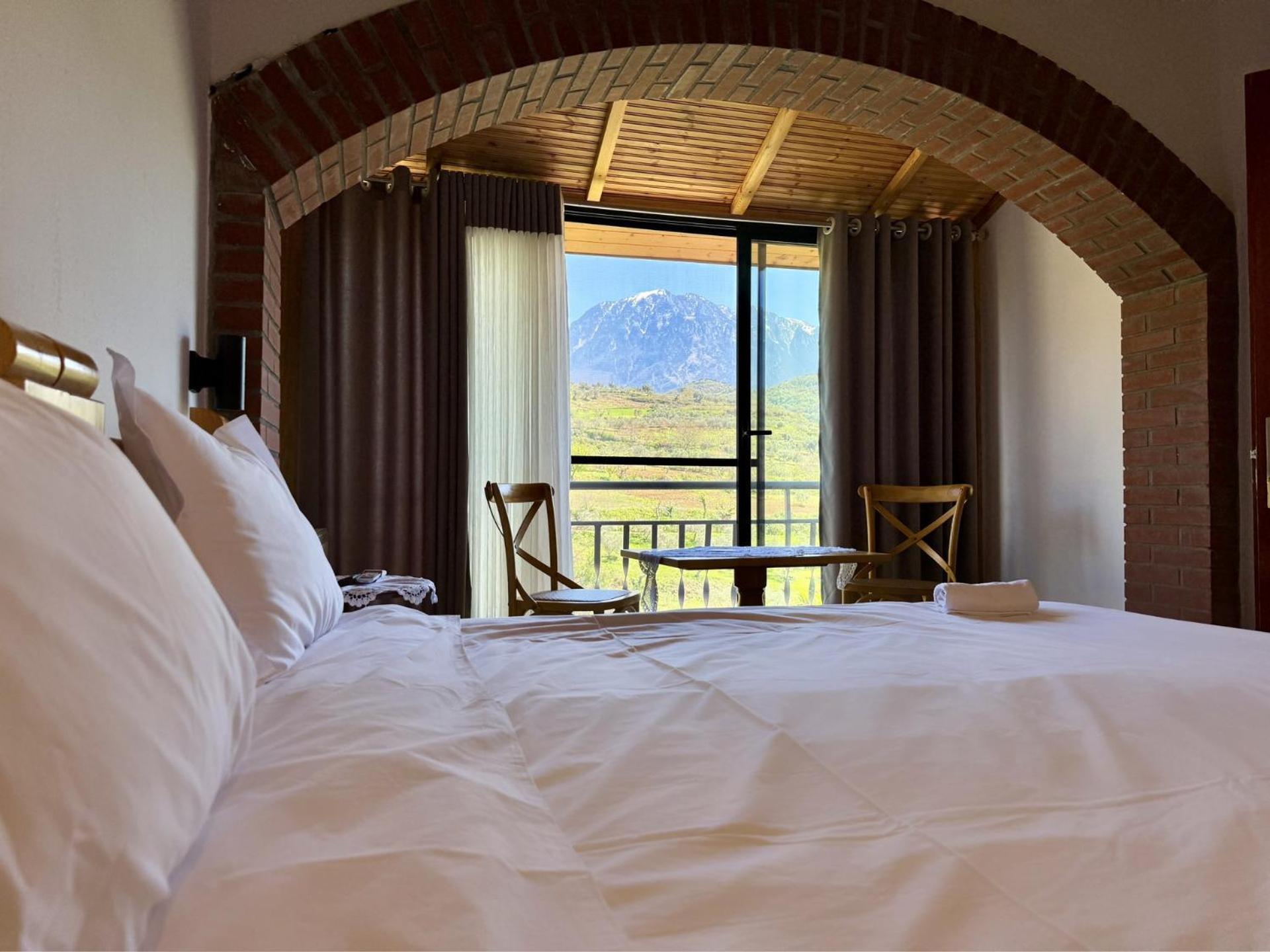 Alpeta Agrotourism & Winery - Roshnik , Berat
