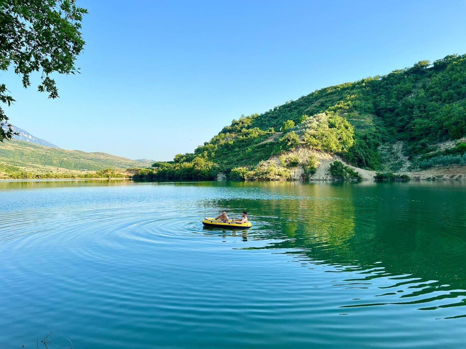 Gjestgiverier Alpeta Agrotourism & Winery - Roshnik , Berat